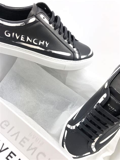 wie fallen givenchy schuhe aus|Designer Schuhe für Damen .